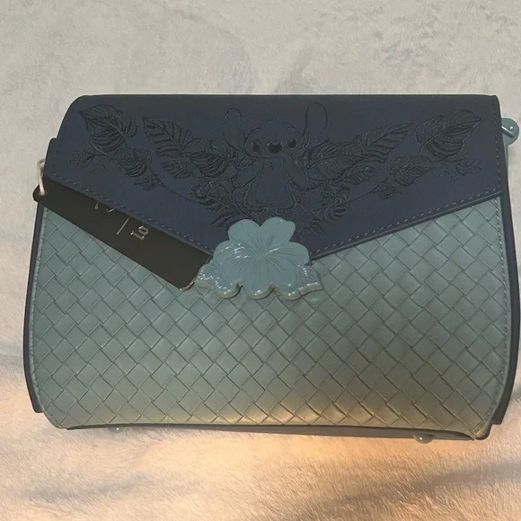 LoungeFly stitch crossbody - Picture 1 of 5